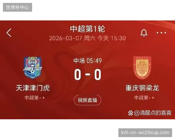 19岁门将姚浩洋半程贡献31次扑救和6场零封，成为升班马重庆铜梁龙后防线的最大惊喜。